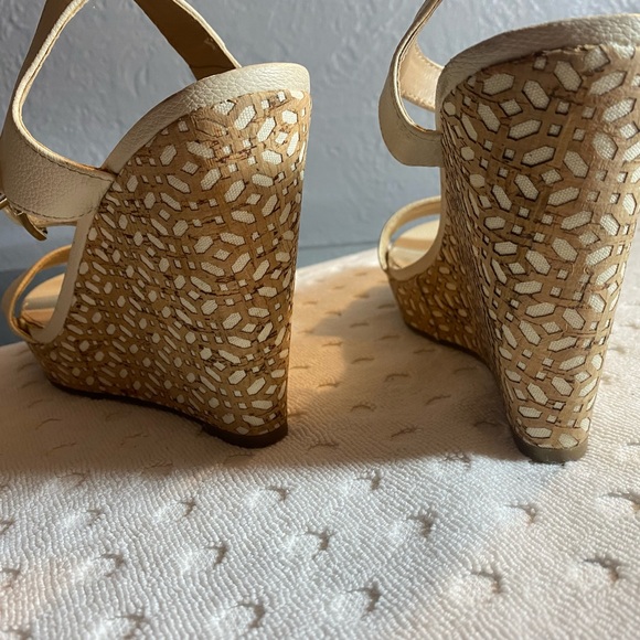 JESSICA SIMPSON Cork Laser Cut Out Wedge with Ankle Strap - Picture 11 of 16
